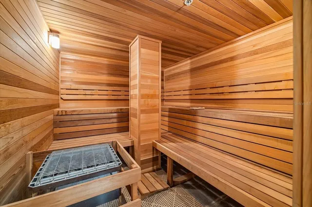 $3,900,000 | 1058 Roundstone Place, Palm Harbor, FL 34683