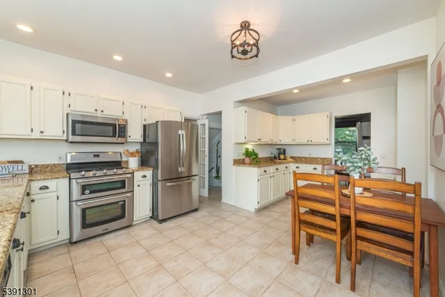 $1,100,000 | 22 Arlington Avenue, Caldwell, NJ 07006