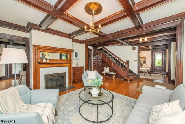 $1,100,000 | 22 Arlington Avenue, Caldwell, NJ 07006