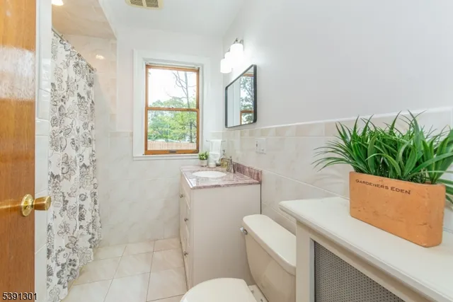 $1,100,000 | 22 Arlington Avenue, Caldwell, NJ 07006