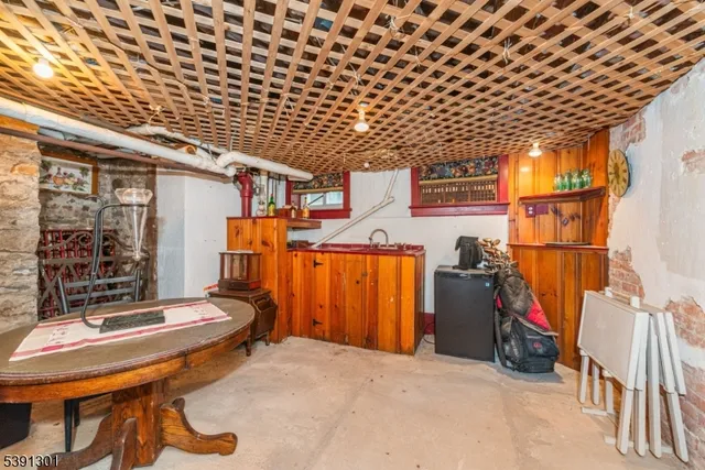 $1,100,000 | 22 Arlington Avenue, Caldwell, NJ 07006