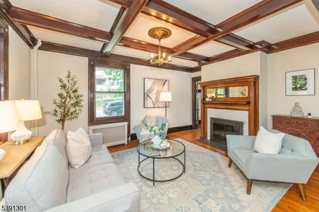 $1,100,000 | 22 Arlington Avenue, Caldwell, NJ 07006