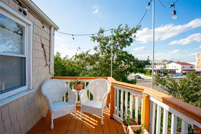 $4,750 | 274 West Walnut Street, Long Beach, NY 11561