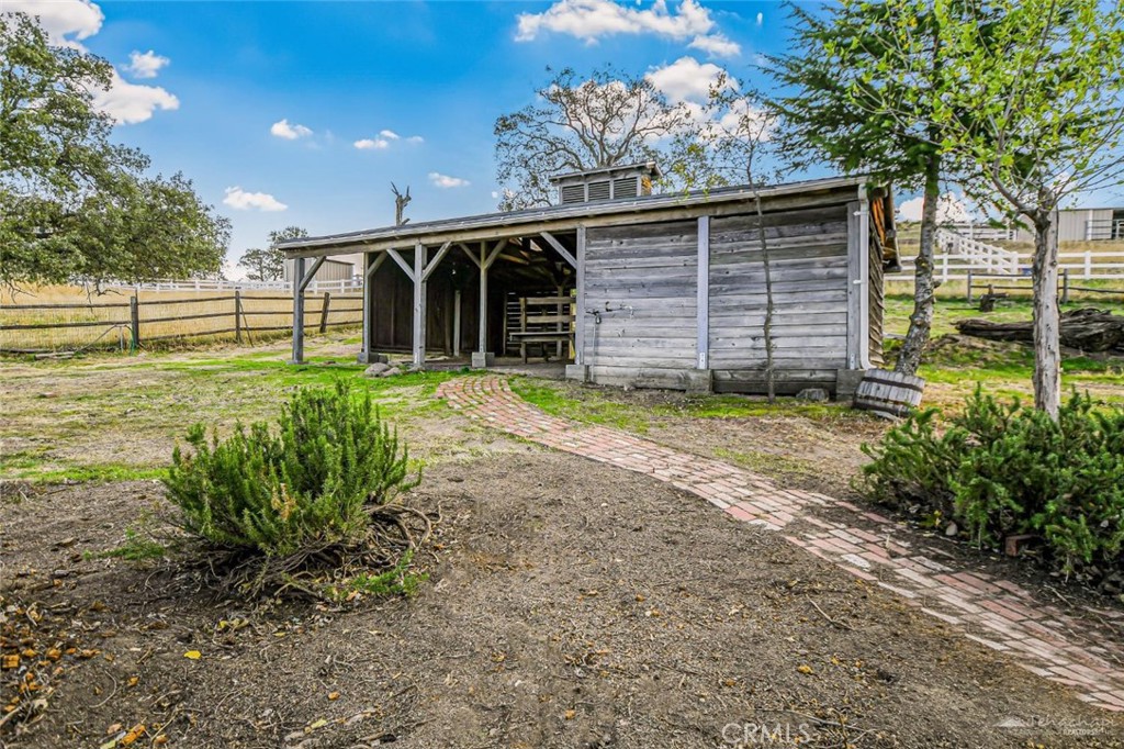 30617 Buckskin Drive Tehachapi, CA 93561 - Photo 29 of 34