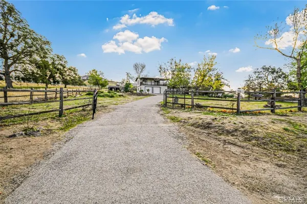 $419,990 | 30617 Buckskin Drive, Tehachapi, CA 93561