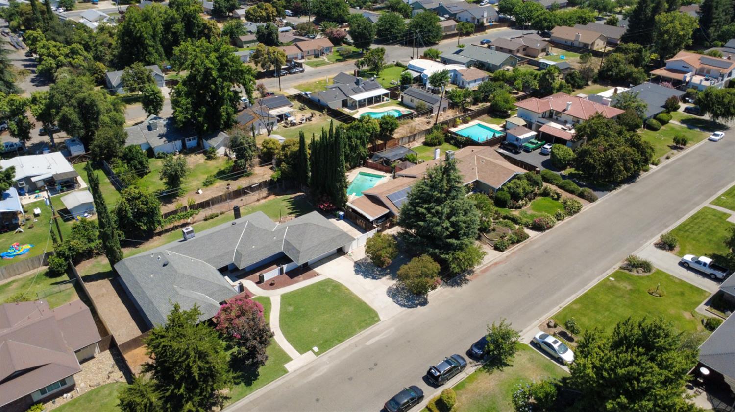 1011 Oregon Drive Merced, CA 95340 - Photo 7 of 42