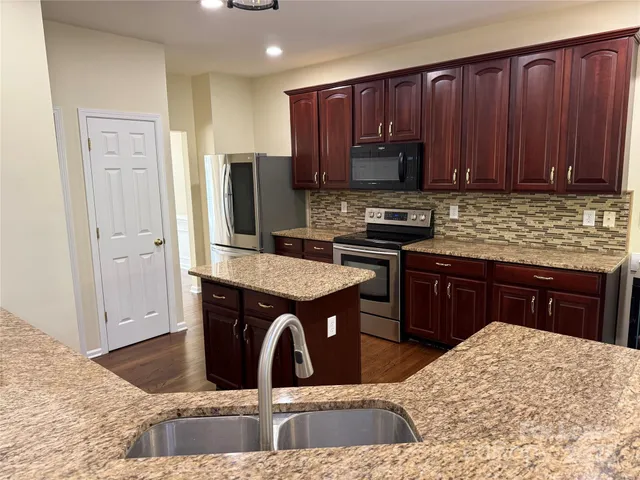 $4,500 | 10822 Chamberlain Hall Court, Charlotte, NC 28277