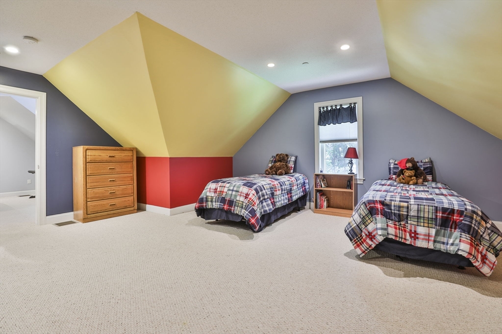 9 Partridge Lane, Unit 9 Atkinson, NH 03811 - Photo 36 of 42 Gallery Image 36