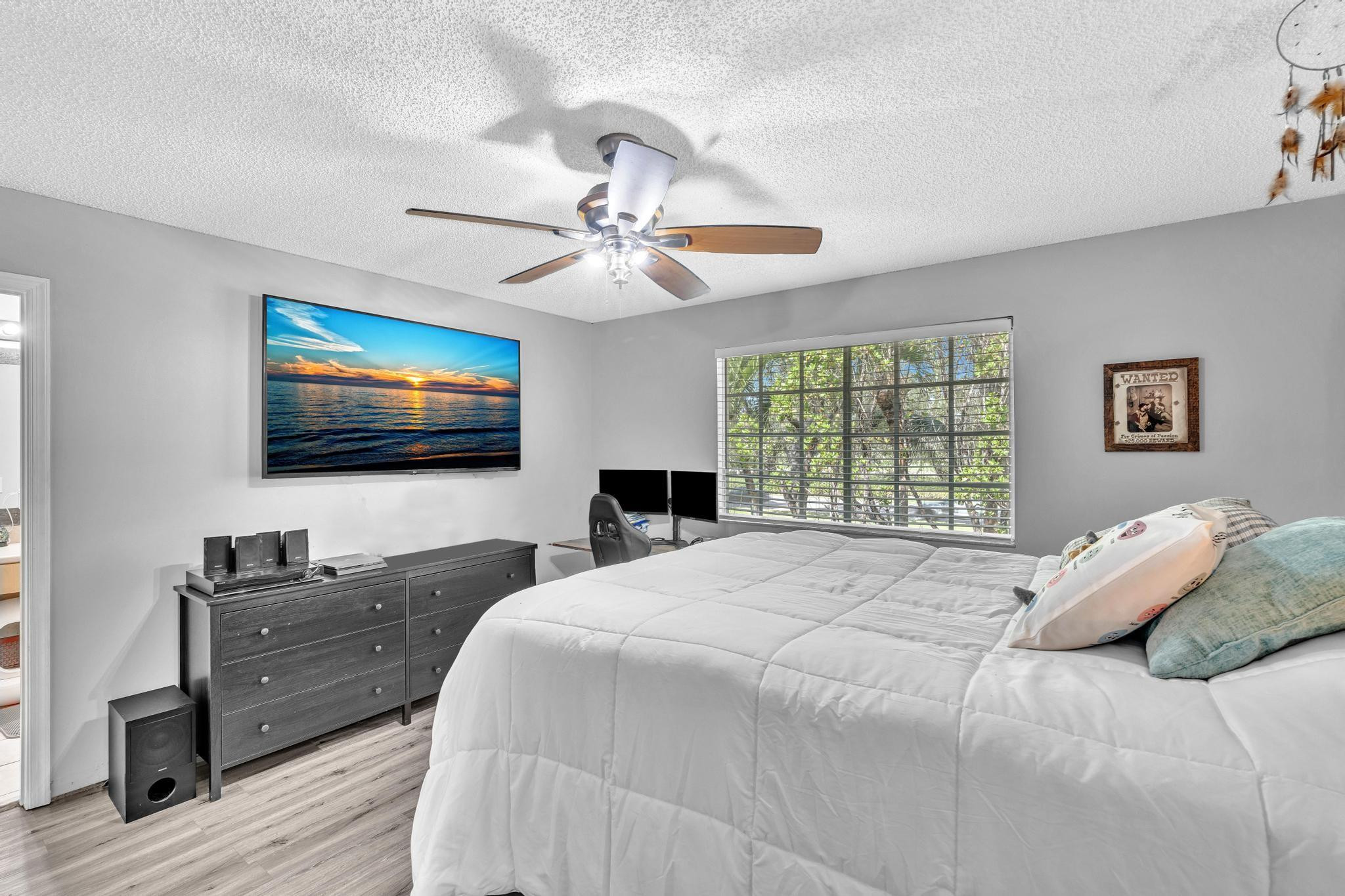 753 Imperial Lake Road, Unit 753 West Palm Beach, FL 33413 - Photo 28 of 52 Photo 28