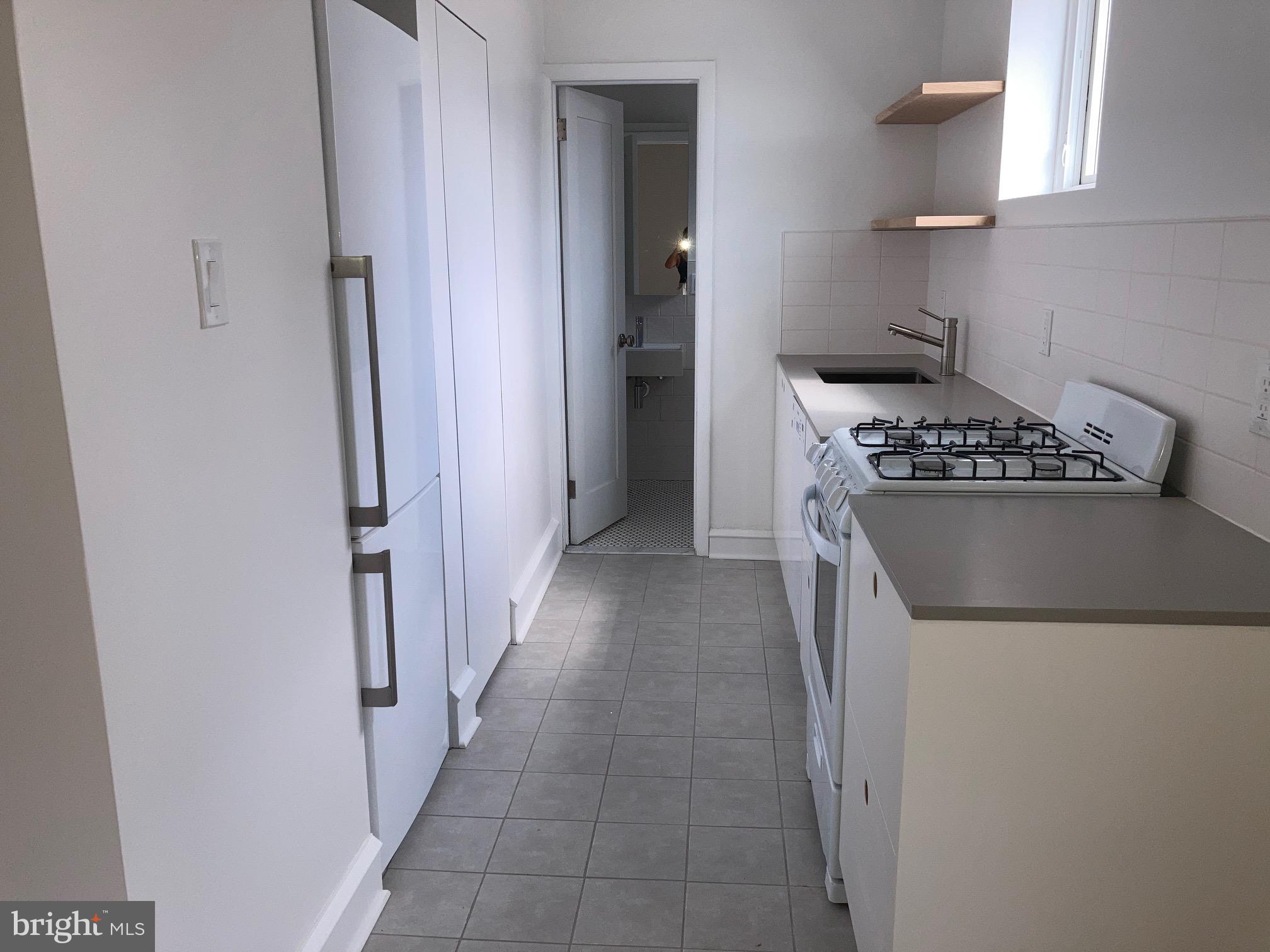 1108 Pine Street, Unit 2R Philadelphia, PA 19107 - Photo 4 of 12
