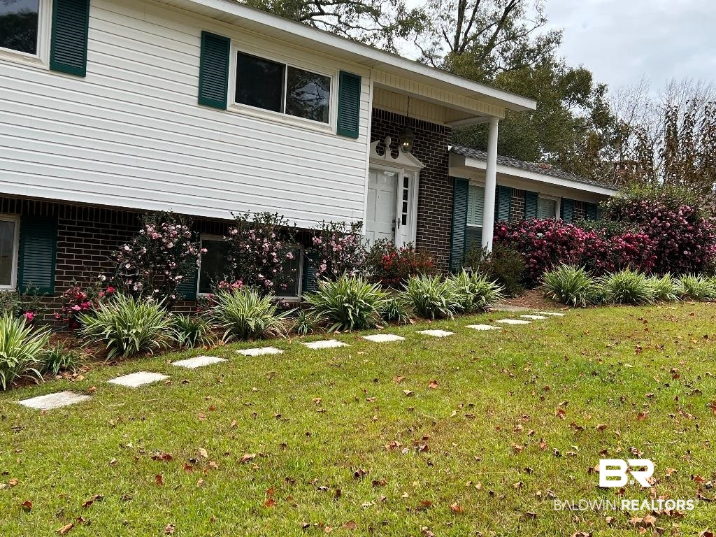109 Spring Drive Fairhope, AL 36532 - Photo 2 of 45