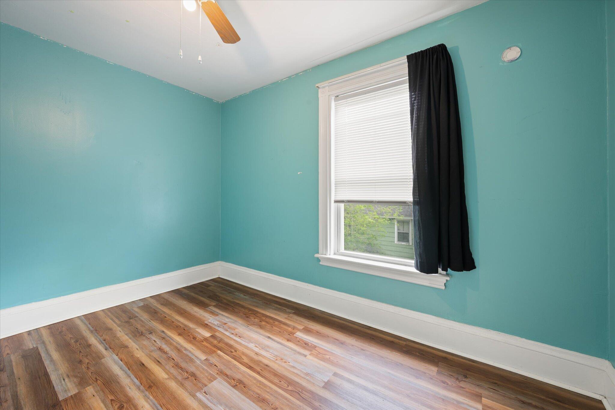 40 Fremont Street Bangor, ME 04401 - Photo 23 of 35 25-Bedroom 3
