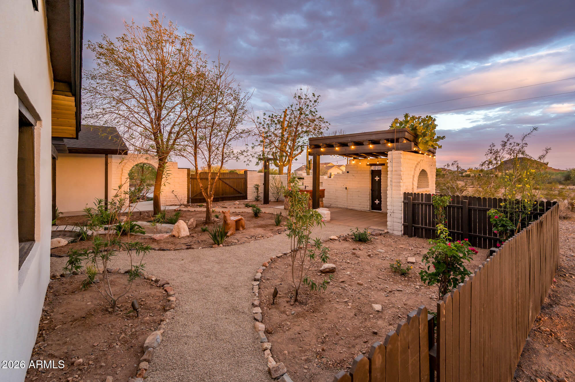 15670 West Skinner Road Surprise, AZ 85387 - Photo 5 of 48