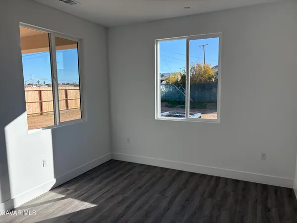 $379,900 | 9010 Heather Avenue, California City, CA 93505