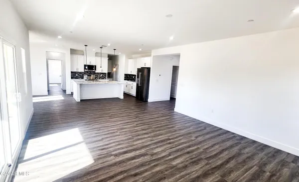 $379,900 | 9010 Heather Avenue, California City, CA 93505