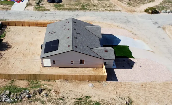 $379,900 | 9010 Heather Avenue, California City, CA 93505