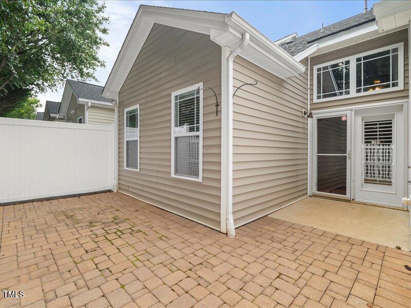 2533 Asher View Court Raleigh, NC 27606 - Photo 45 of 61 32-P1064520