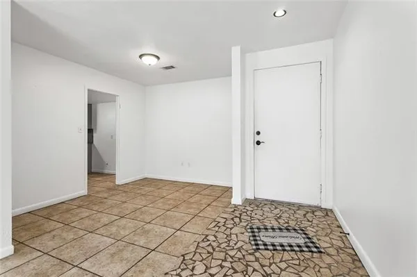 $239,500 | 465 Ridgewood Loop, Mandeville, LA 70471