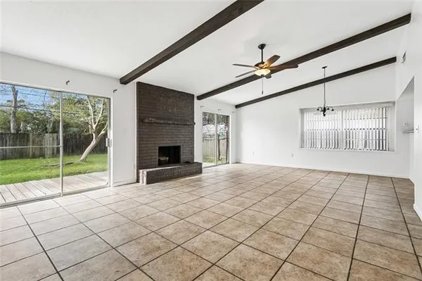 $239,500 | 465 Ridgewood Loop, Mandeville, LA 70471