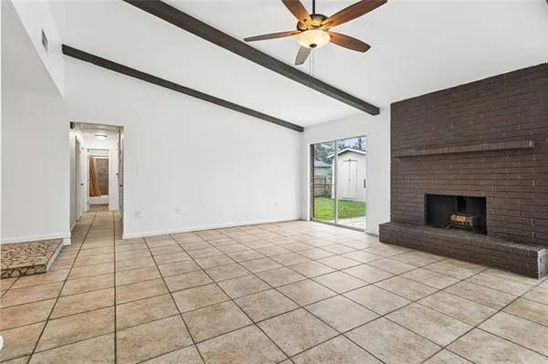 $239,500 | 465 Ridgewood Loop, Mandeville, LA 70471