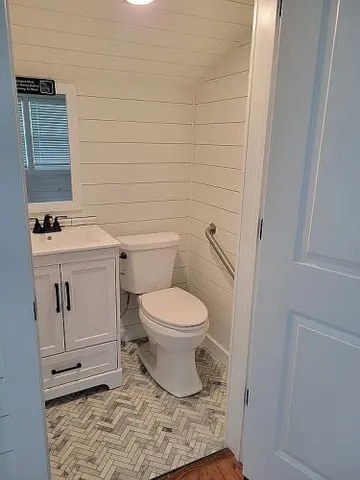 $510,000 | 2713 Old Nashville Highway, McMinnville, TN 37110