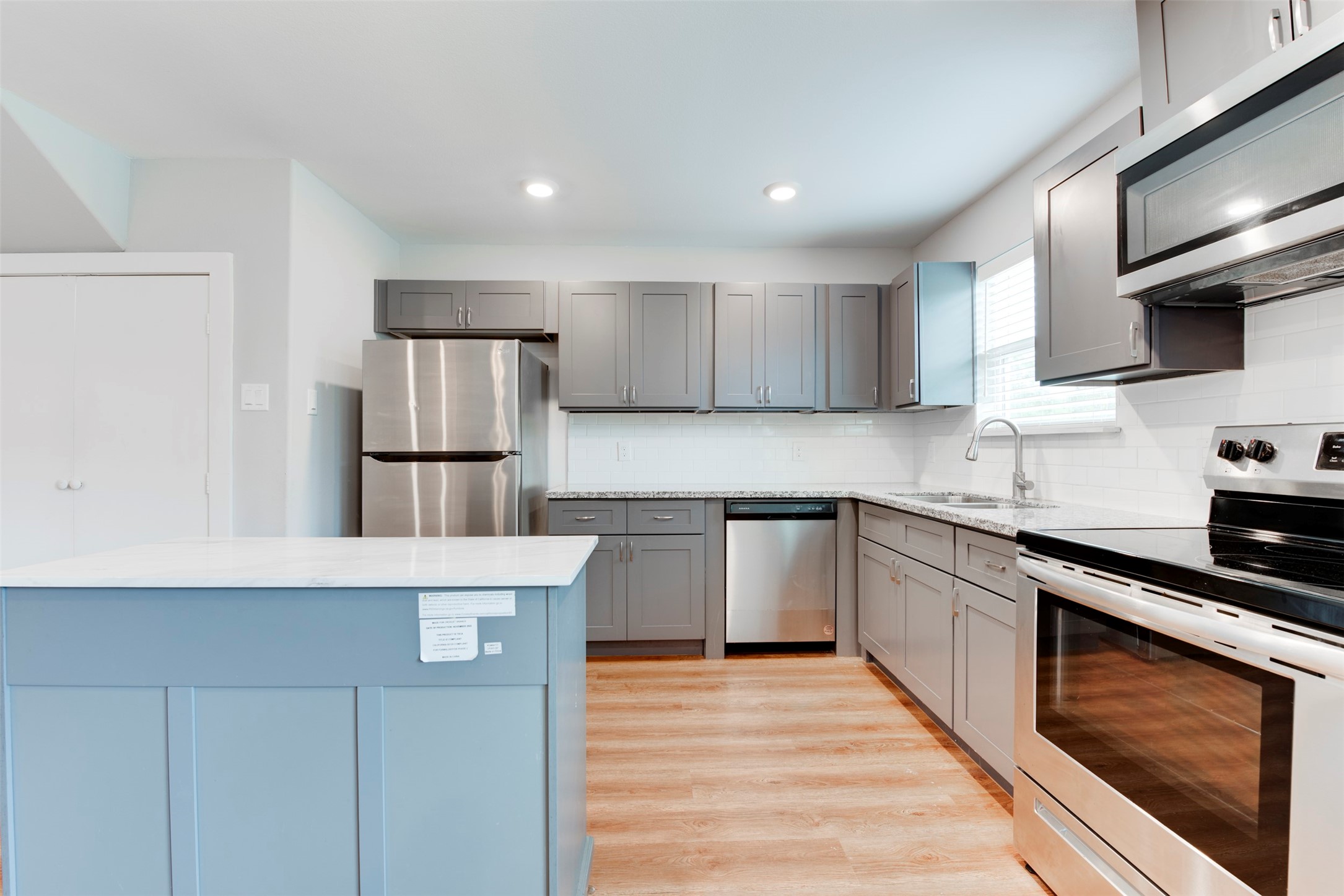 8635 Sunderland Road Houston, TX 77028 - Photo 7 of 23