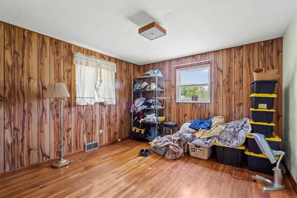 2263 Montgomery Road Sewickley, PA 15143 - Photo 17 of 28 Gallery Image 17