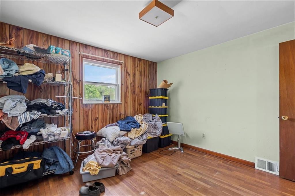 2263 Montgomery Road Sewickley, PA 15143 - Photo 18 of 28 Gallery Image 18