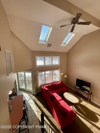 $525,418 | 55 Midlake Drive, Unit 301H, Lake Harmony, PA 18624