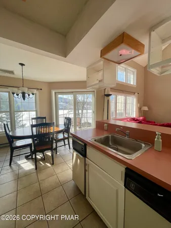 $505,712 | 55 Midlake Drive, Unit 301H, Lake Harmony, PA 18624