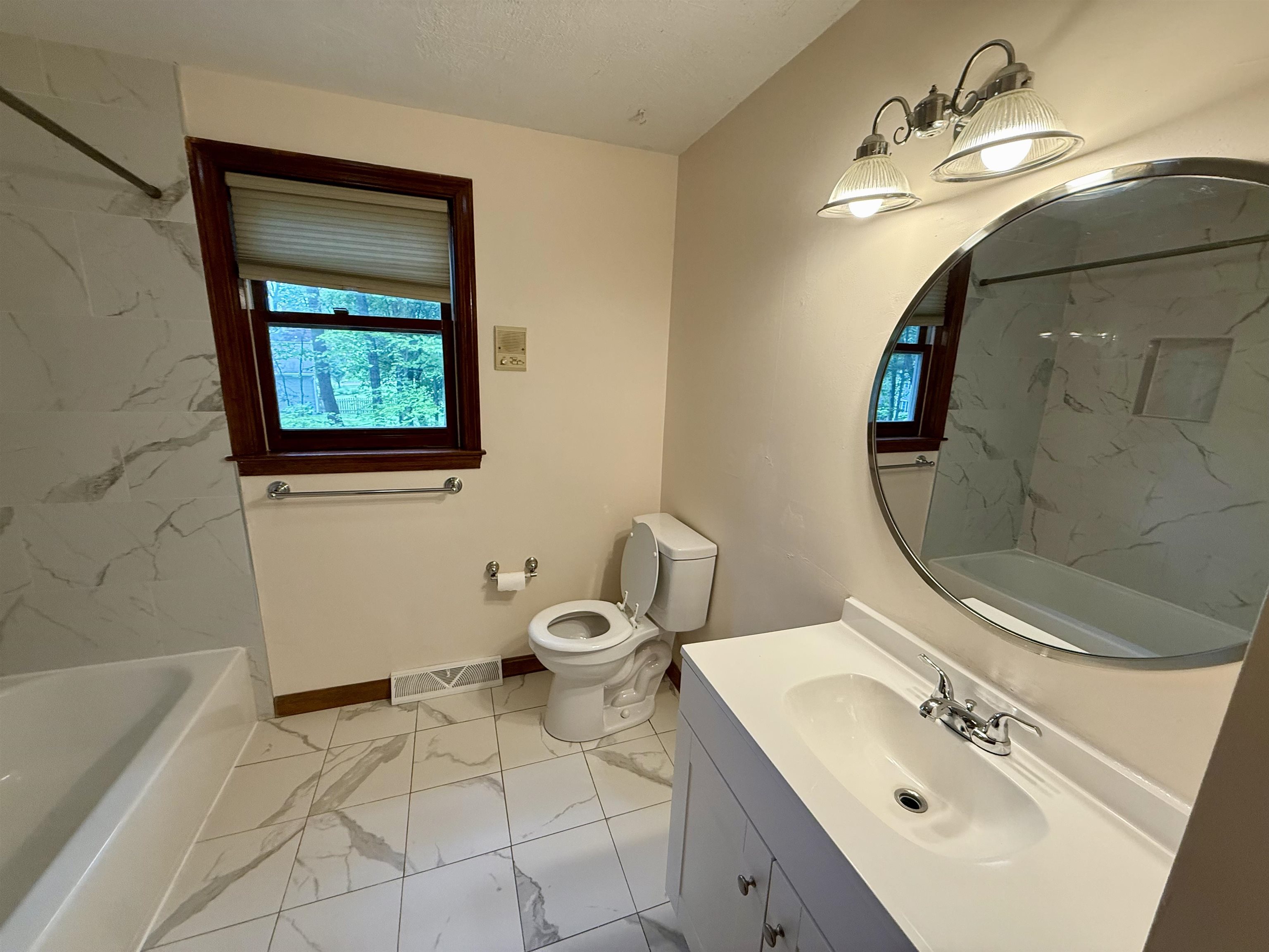 69 Timberline Drive Nashua, NH 03062 - Photo 15 of 27