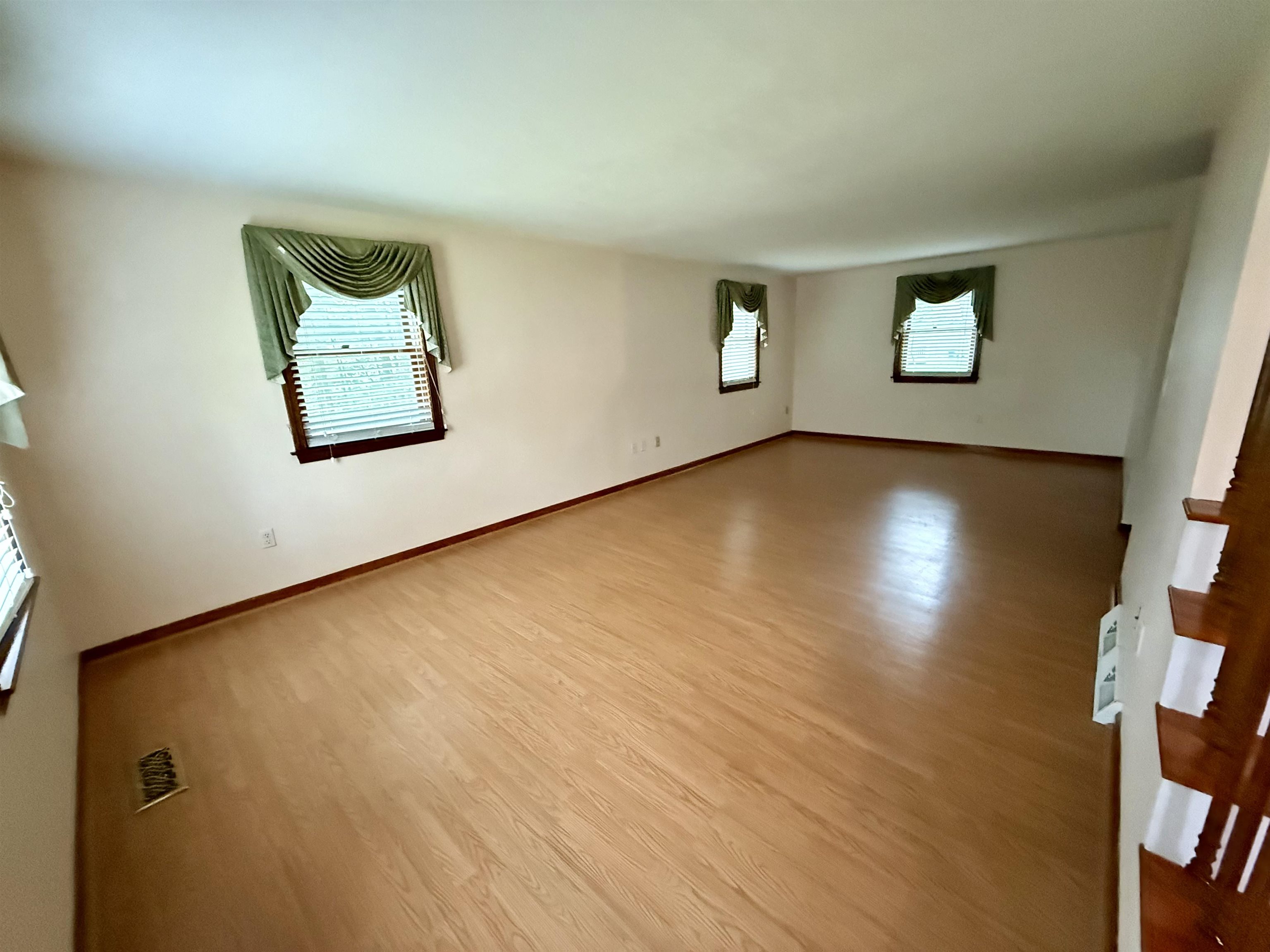 69 Timberline Drive Nashua, NH 03062 - Photo 7 of 27