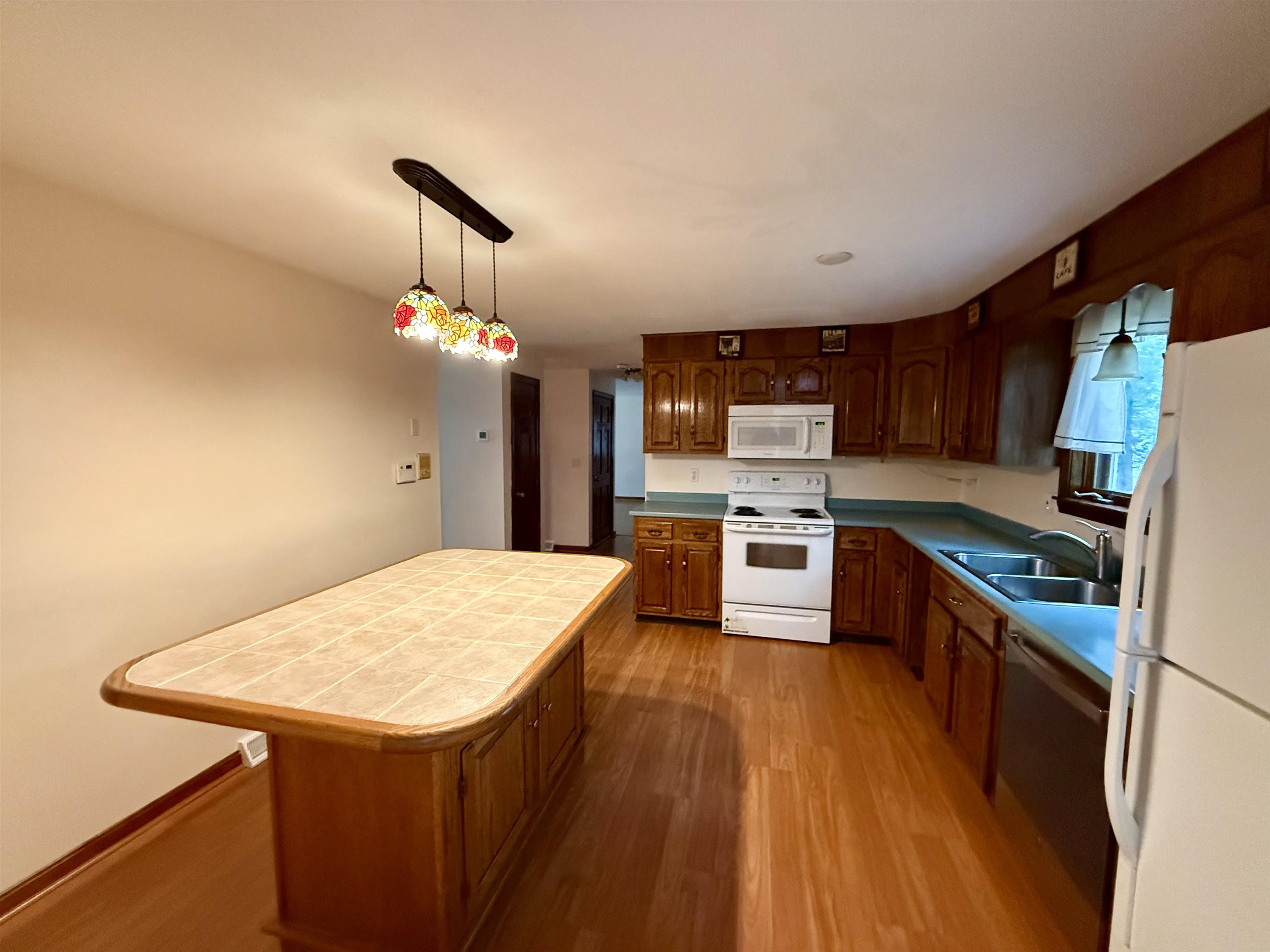 69 Timberline Drive Nashua, NH 03062 - Photo 10 of 27