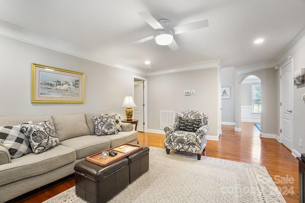 306 Durham Road Stanley, NC 28164 - Photo 8 of 37 Gallery Image 8