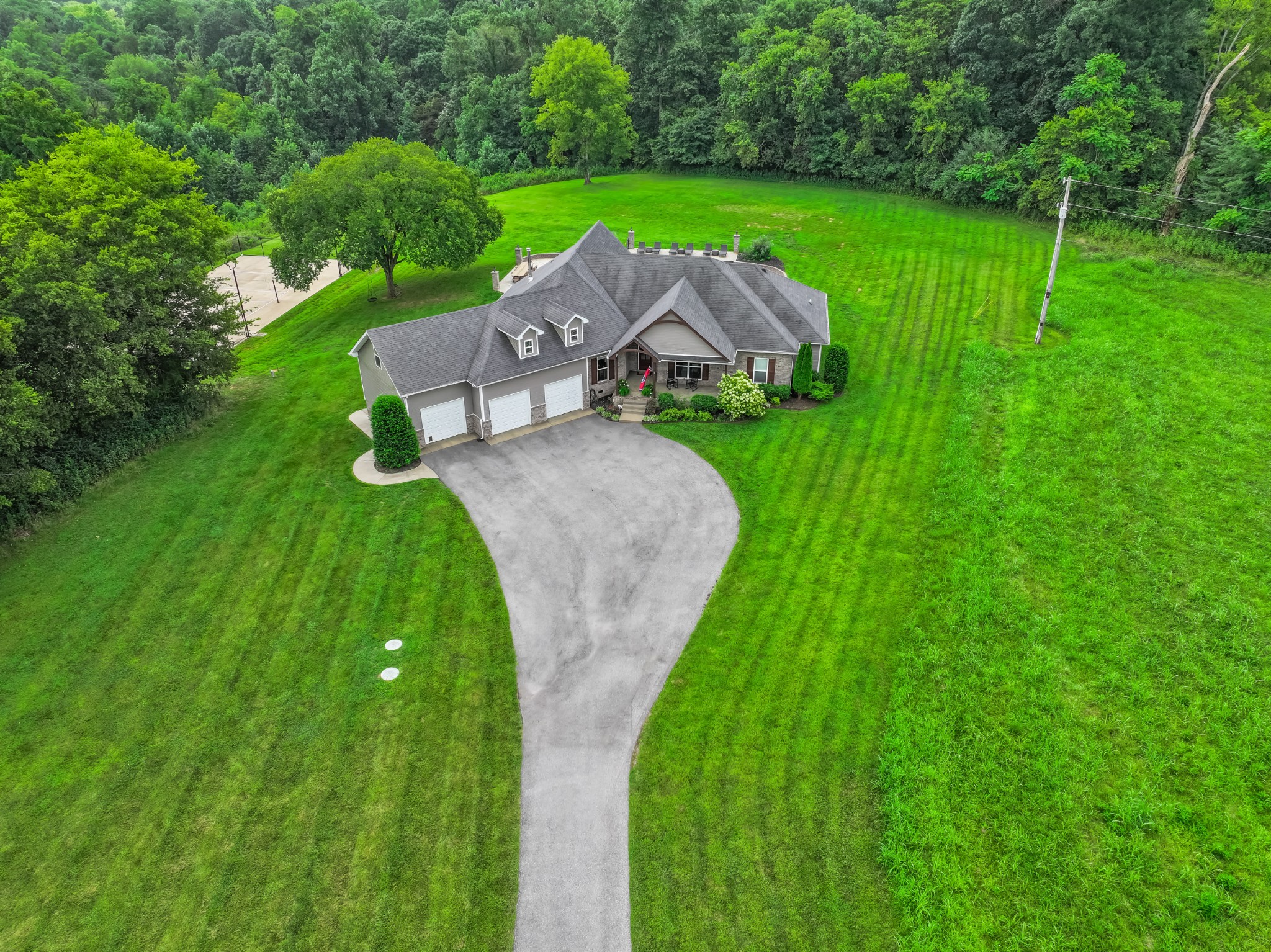 1250 E Road Clarksville, TN 37040 - Photo 3 of 62 Gallery Image 3