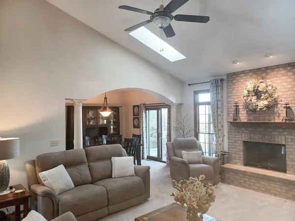 $525,000 | 10810 Teal Trail, Richmond, IL 60071
