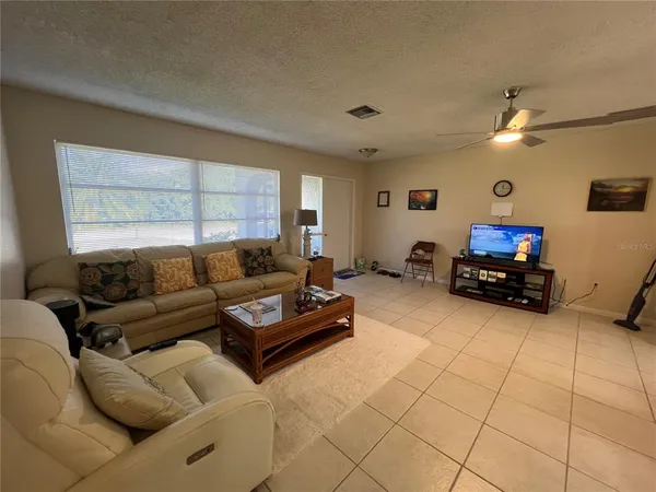 $1,500 | 18493 Lake Worth Boulevard, Port Charlotte, FL 33948