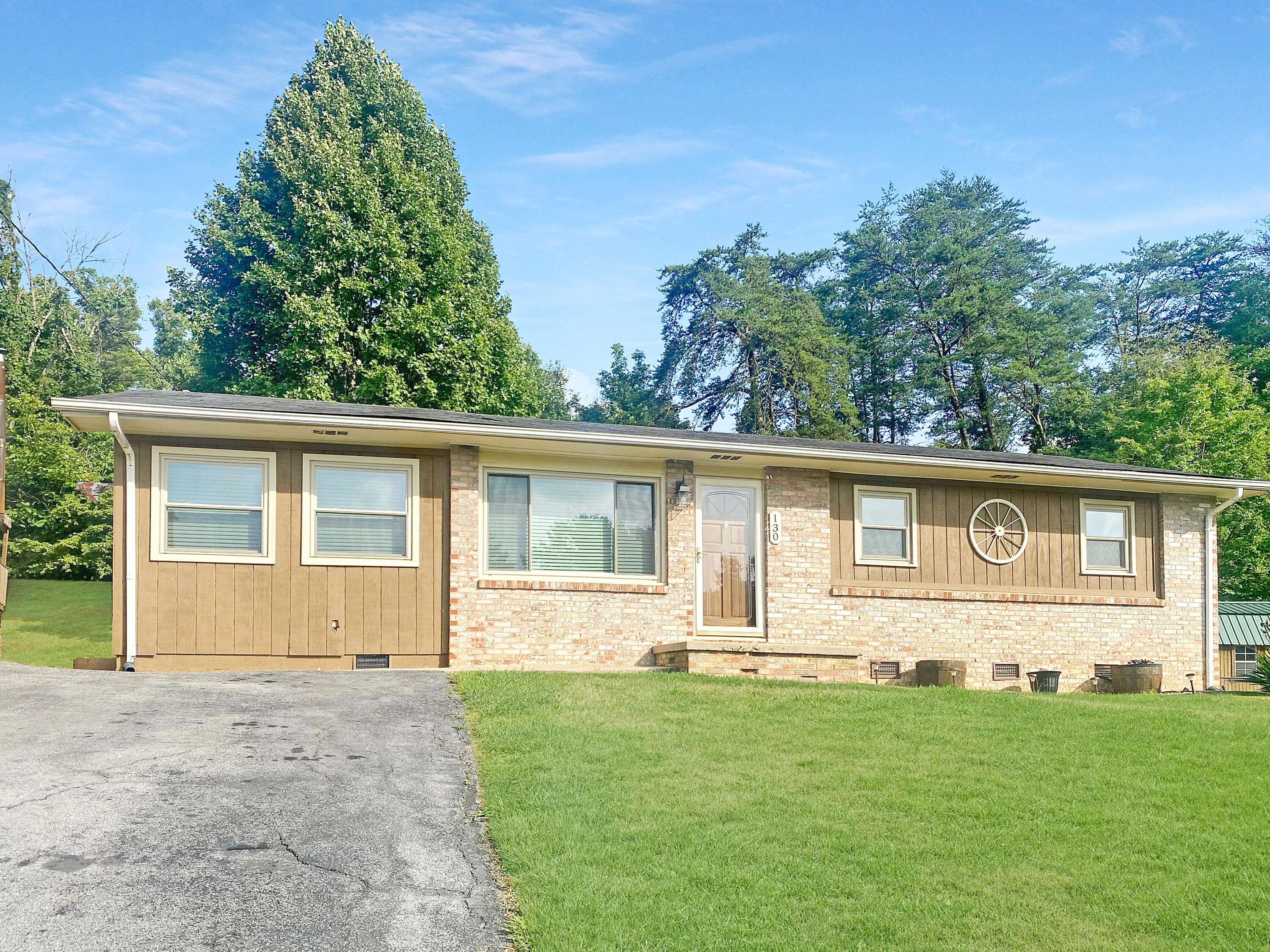 130 Evergreen Road Jonesborough, TN 37659 - Photo 1 of 19 B1A46F41-A400-4D85-855E-1884C399622C