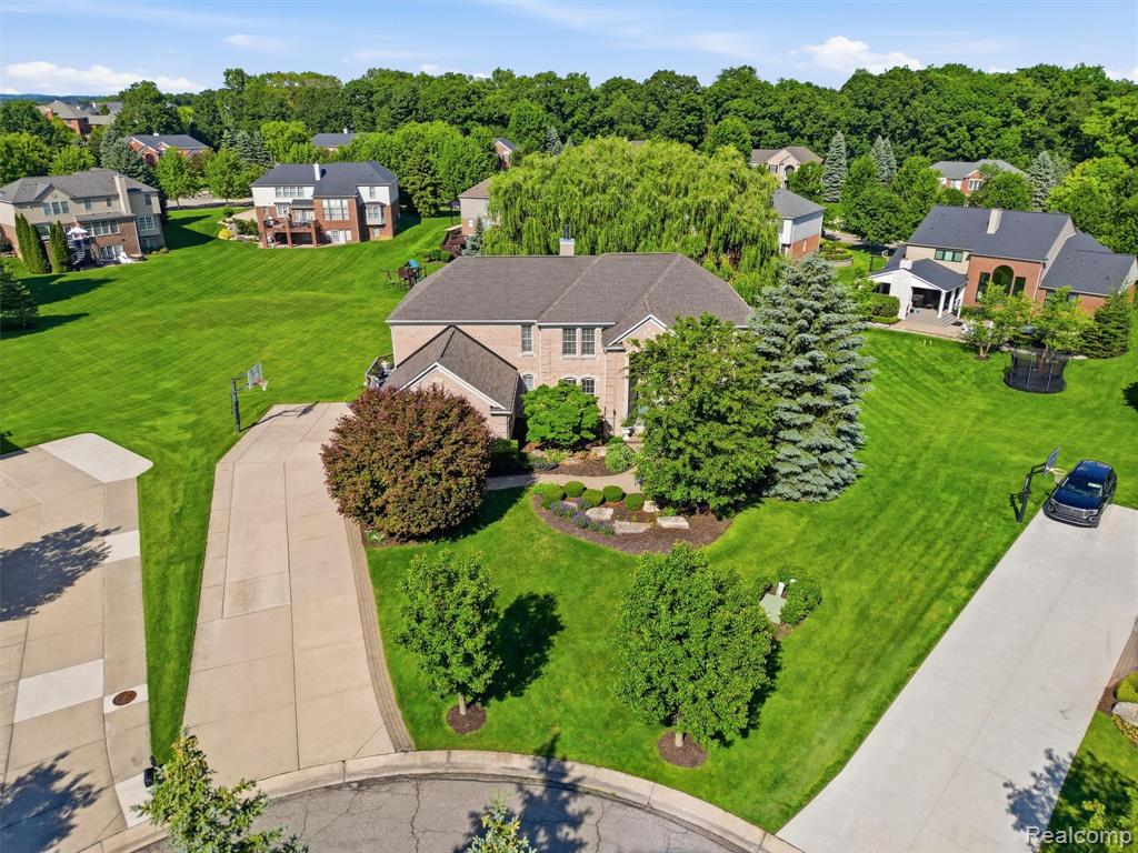5631 Skye Court Rochester, MI 48306 - Photo 8 of 67
