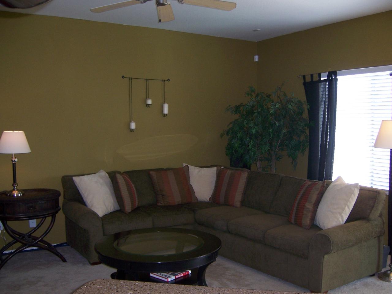 7009 West Beverly Road Laveen, AZ 85339 - Photo 4 of 14 Family Room