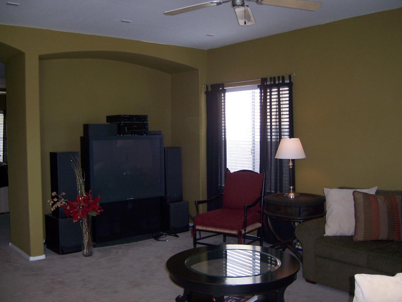 7009 West Beverly Road Laveen, AZ 85339 - Photo 5 of 14 Family Room