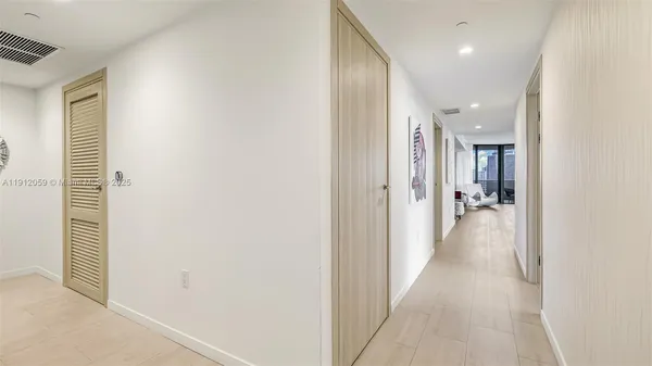 $15,500 | 1000 Brickell Plaza, Unit 3002, Miami, FL 33131