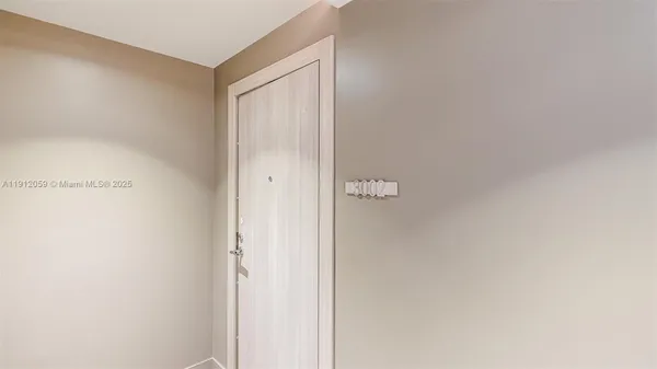 $15,500 | 1000 Brickell Plaza, Unit 3002, Miami, FL 33131