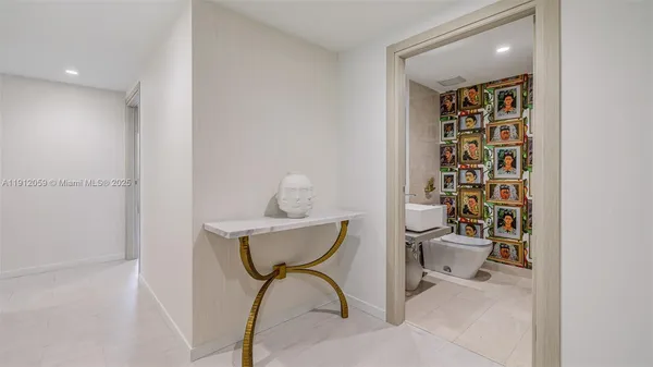 $15,500 | 1000 Brickell Plaza, Unit 3002, Miami, FL 33131