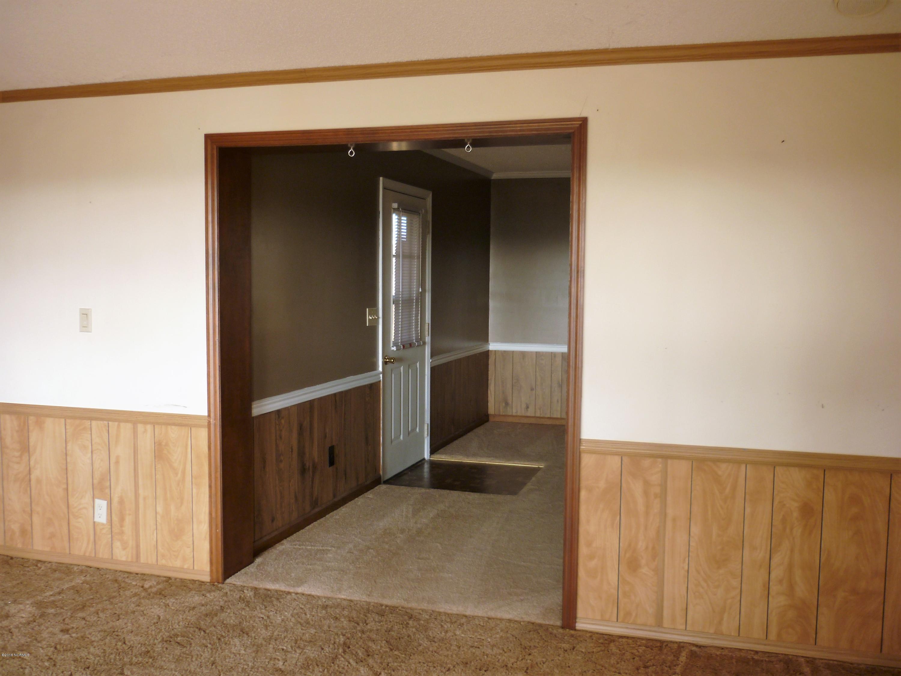 374 Bruce Costin Road Warsaw, NC 28398 - Photo 8 of 17 P1020941