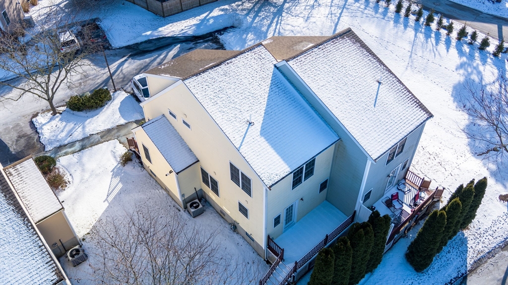 3 Carleton Street, Unit 3 Wareham, MA 02558 - Photo 13 of 41