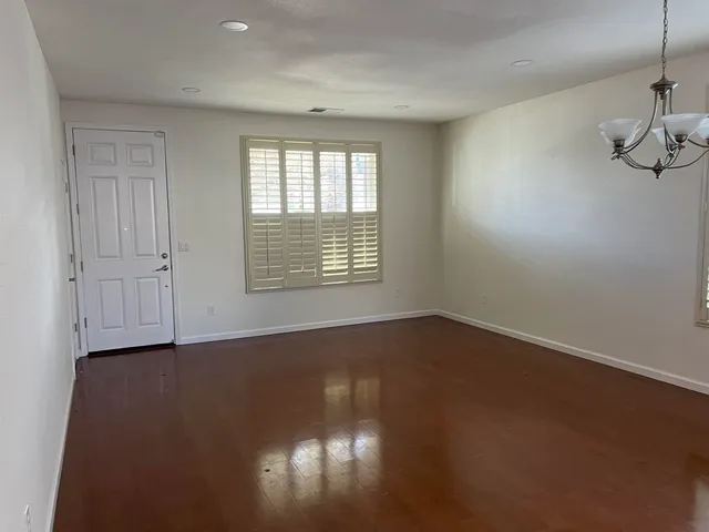 $3,400 | 1112 Park W Drive, Pittsburg, CA 94565