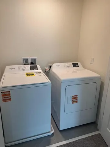 $2,200 | 2935 Brie Hammock Bend, Harmony, FL 34773