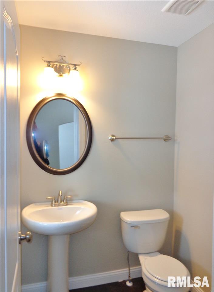 746 Labrador Way Washington, IL 61571 - Photo 21 of 31 Gallery Image 21