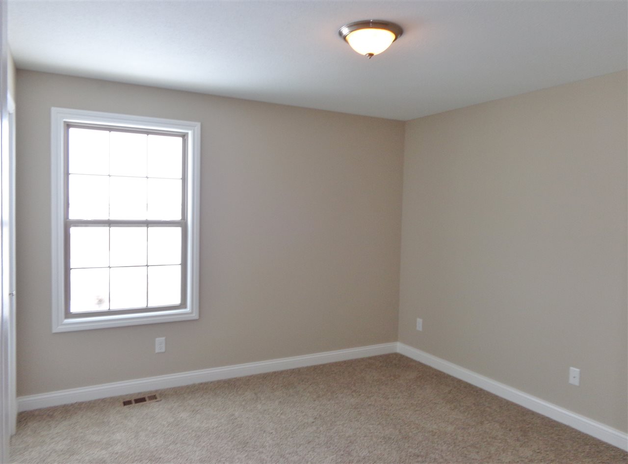 746 Labrador Way Washington, IL 61571 - Photo 30 of 31 Gallery Image 30